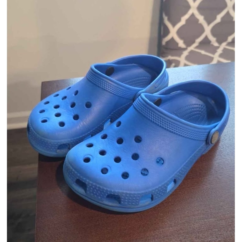 Crocs Classic Clog Kids Royal Blue Slip On Water Shoes Size J2 J 2 Junior